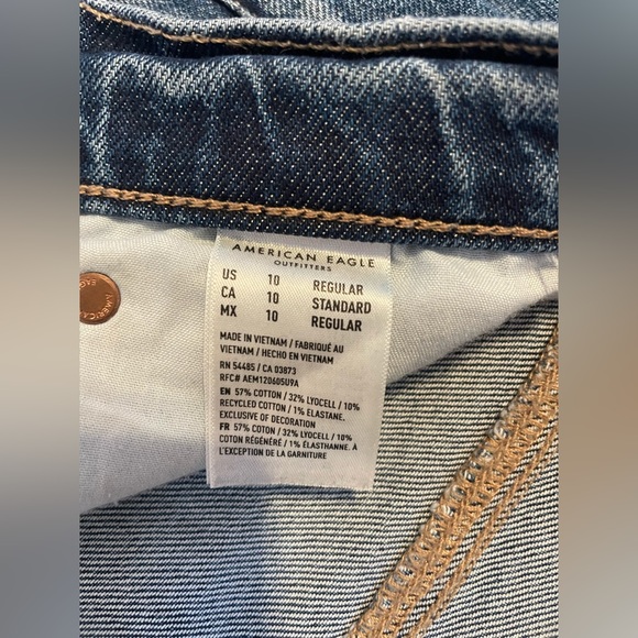 AE curvy ‘90 straight leg jean - Picture 4 of 4